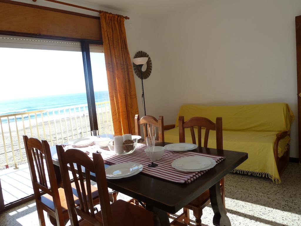 Villa Service - Apartamentos Aransol El Vendrell Værelse billede