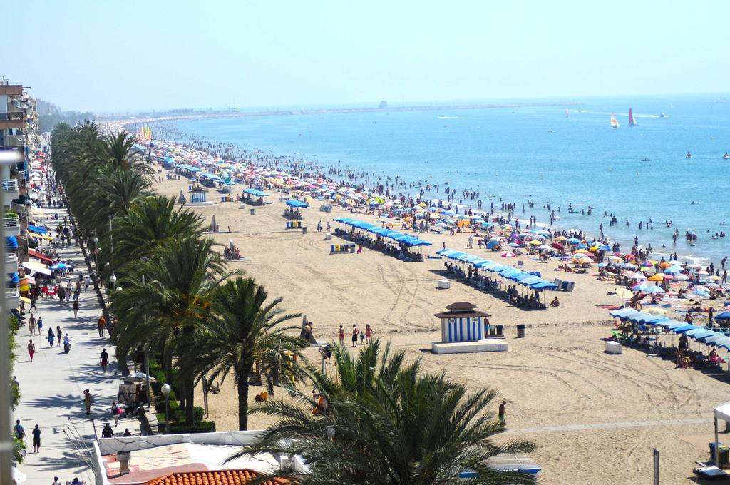 Villa Service - Apartamentos Aransol El Vendrell Eksteriør billede